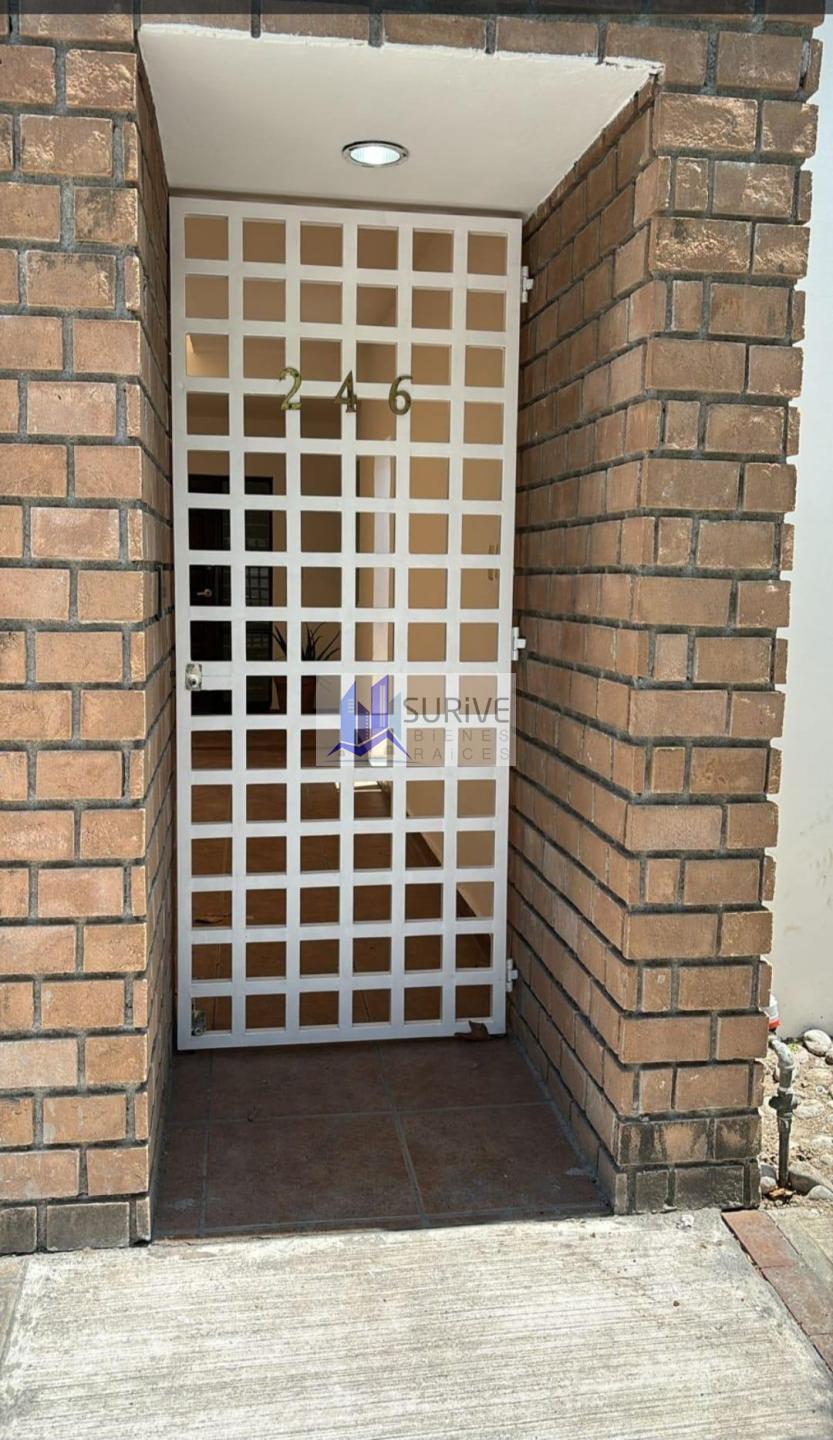 CASA EN RENTA ZONA SUR , CONTRY
