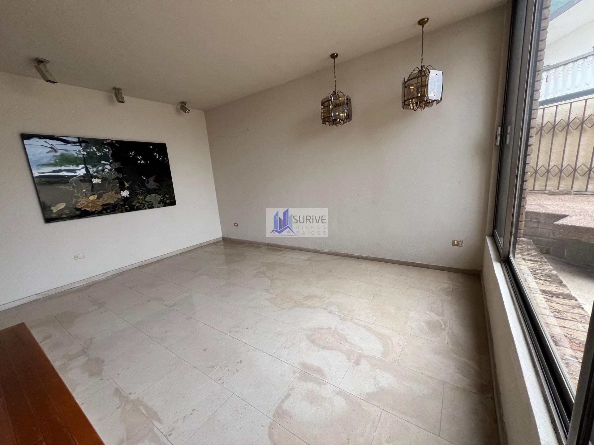 VENTA CASA CONTRY LA SILLA