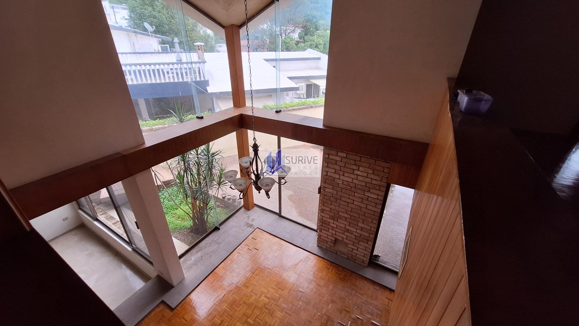 VENTA CASA CONTRY LA SILLA
