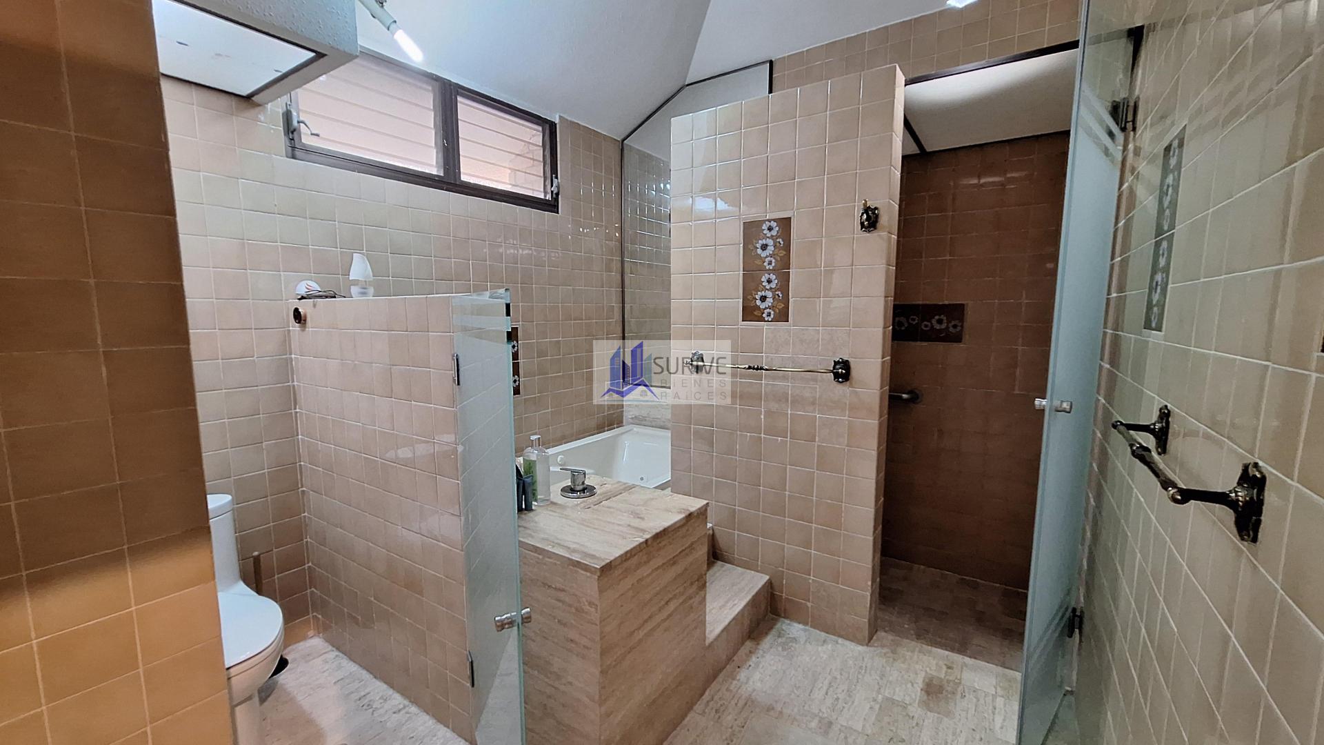 VENTA CASA CONTRY LA SILLA