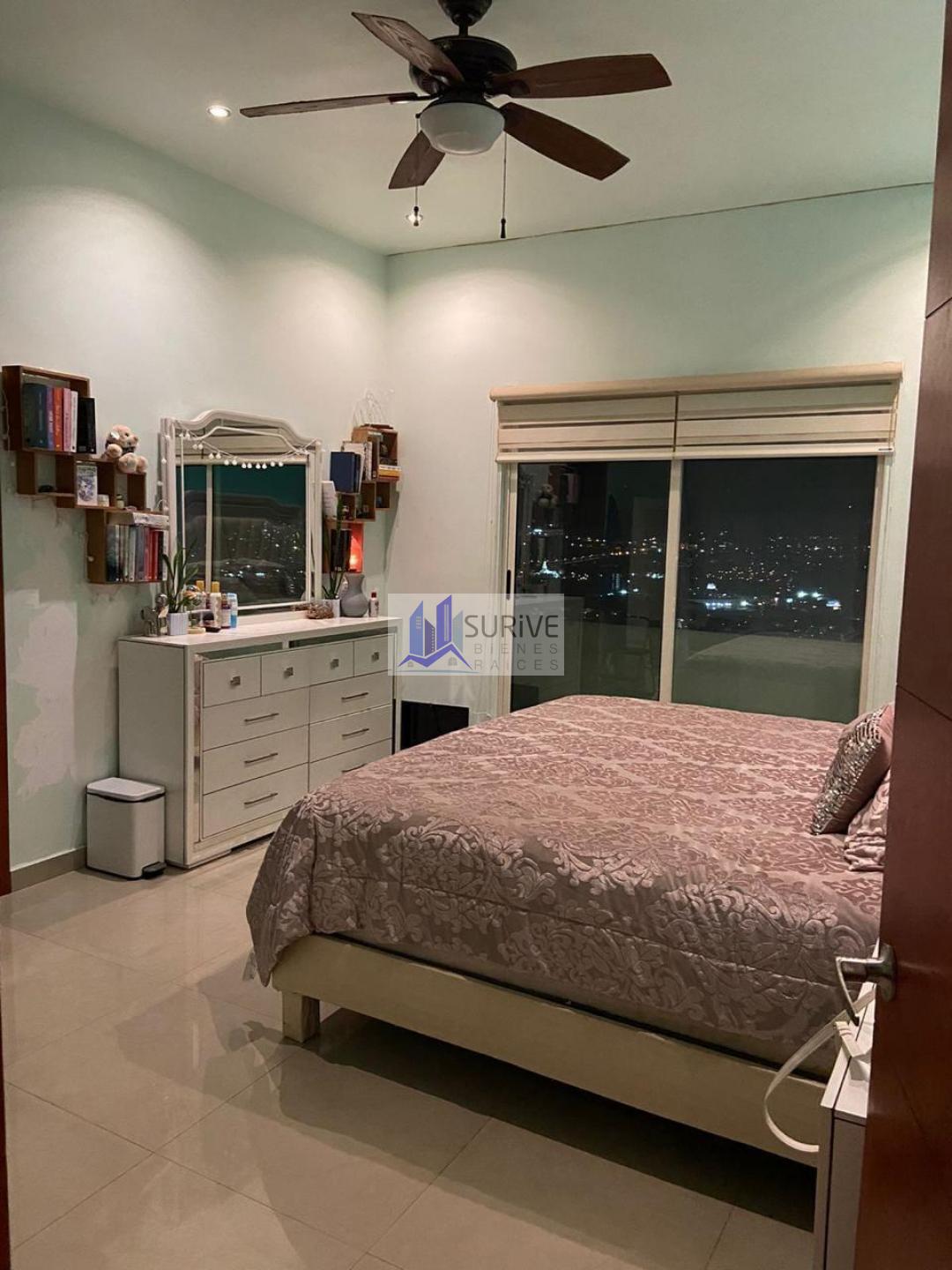 CASA EN VENTA ZONA SUR