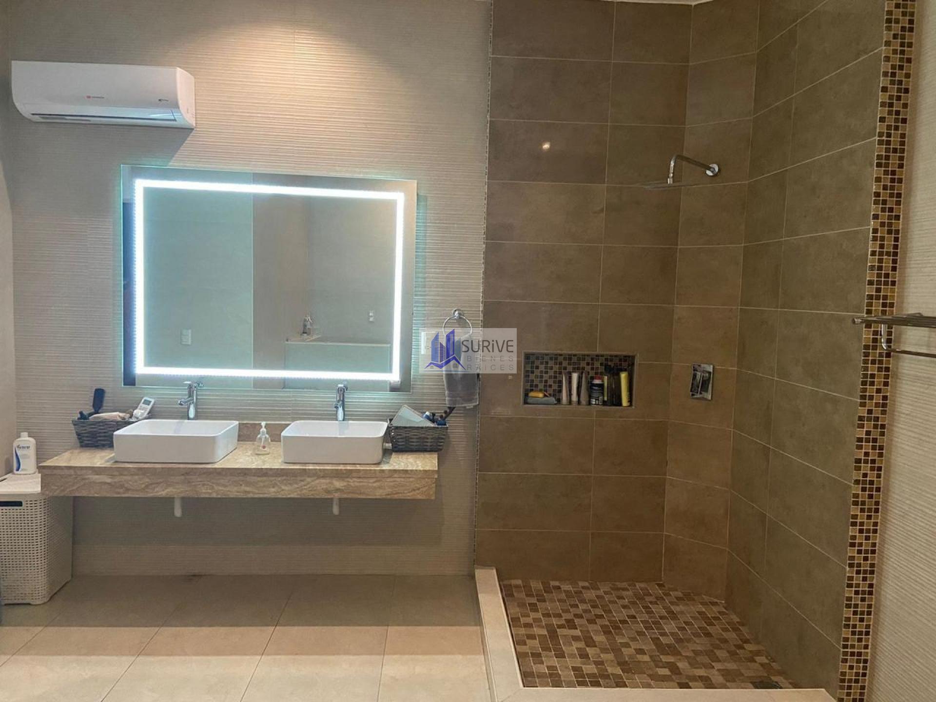 CASA EN VENTA ZONA SUR