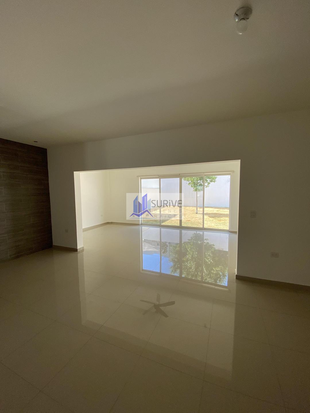 Renta de Casa Laderas