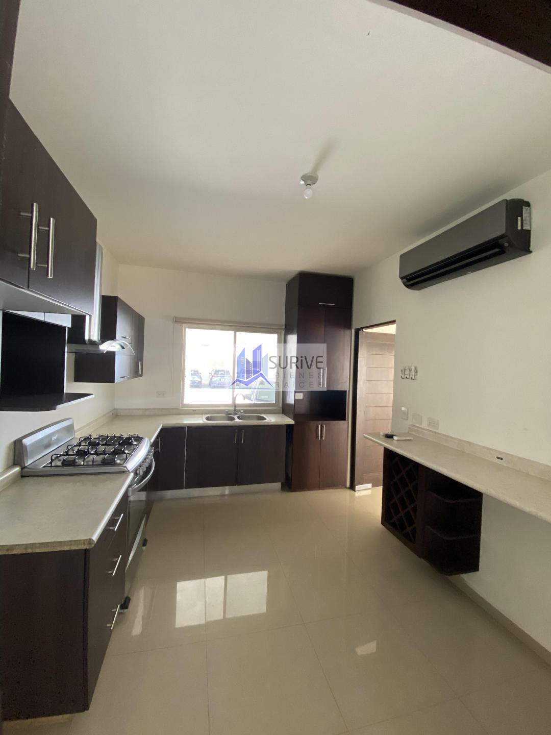 Renta de Casa Laderas