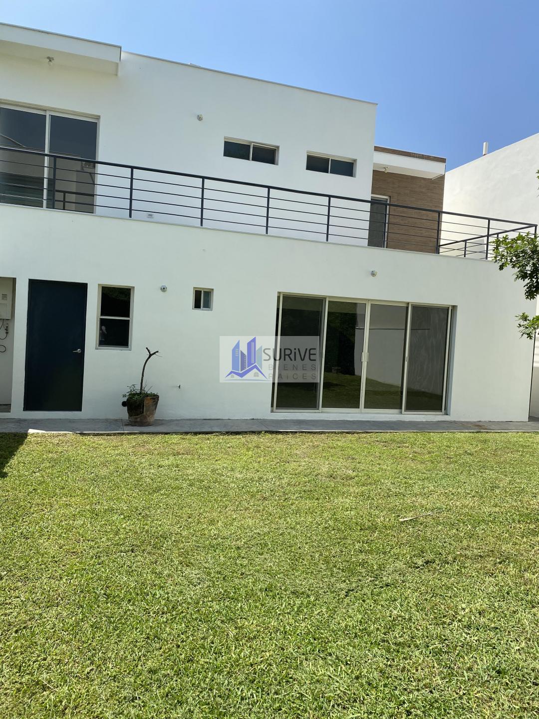 Renta de Casa Laderas