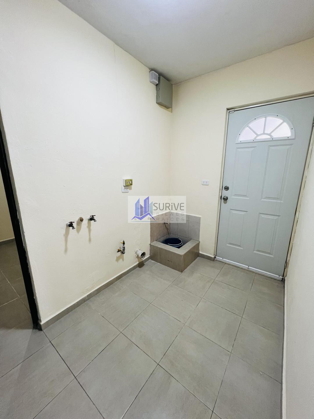 Casa en Renta Residencial La Escondida