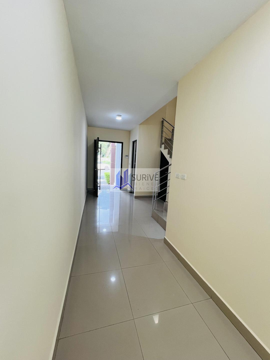 Casa en Renta Residencial La Escondida