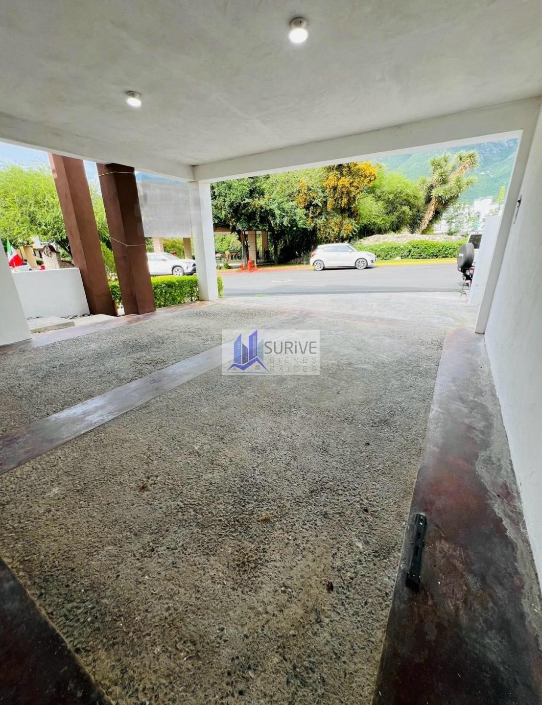 Casa en Renta Residencial La Escondida