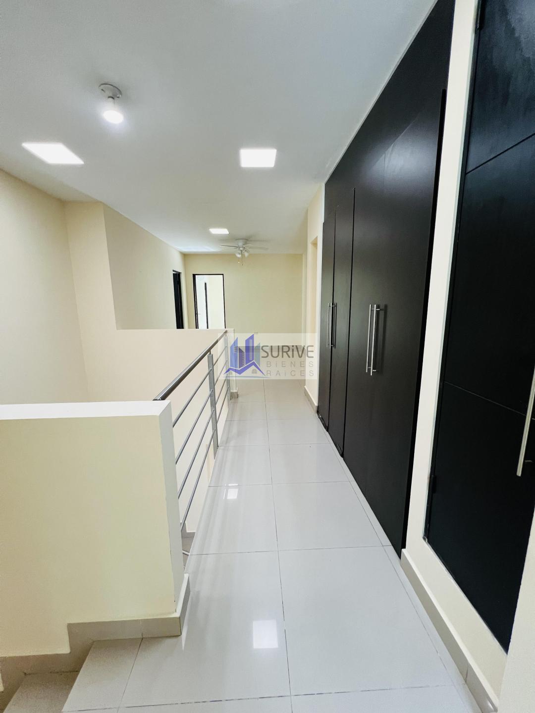 Casa en Renta Residencial La Escondida