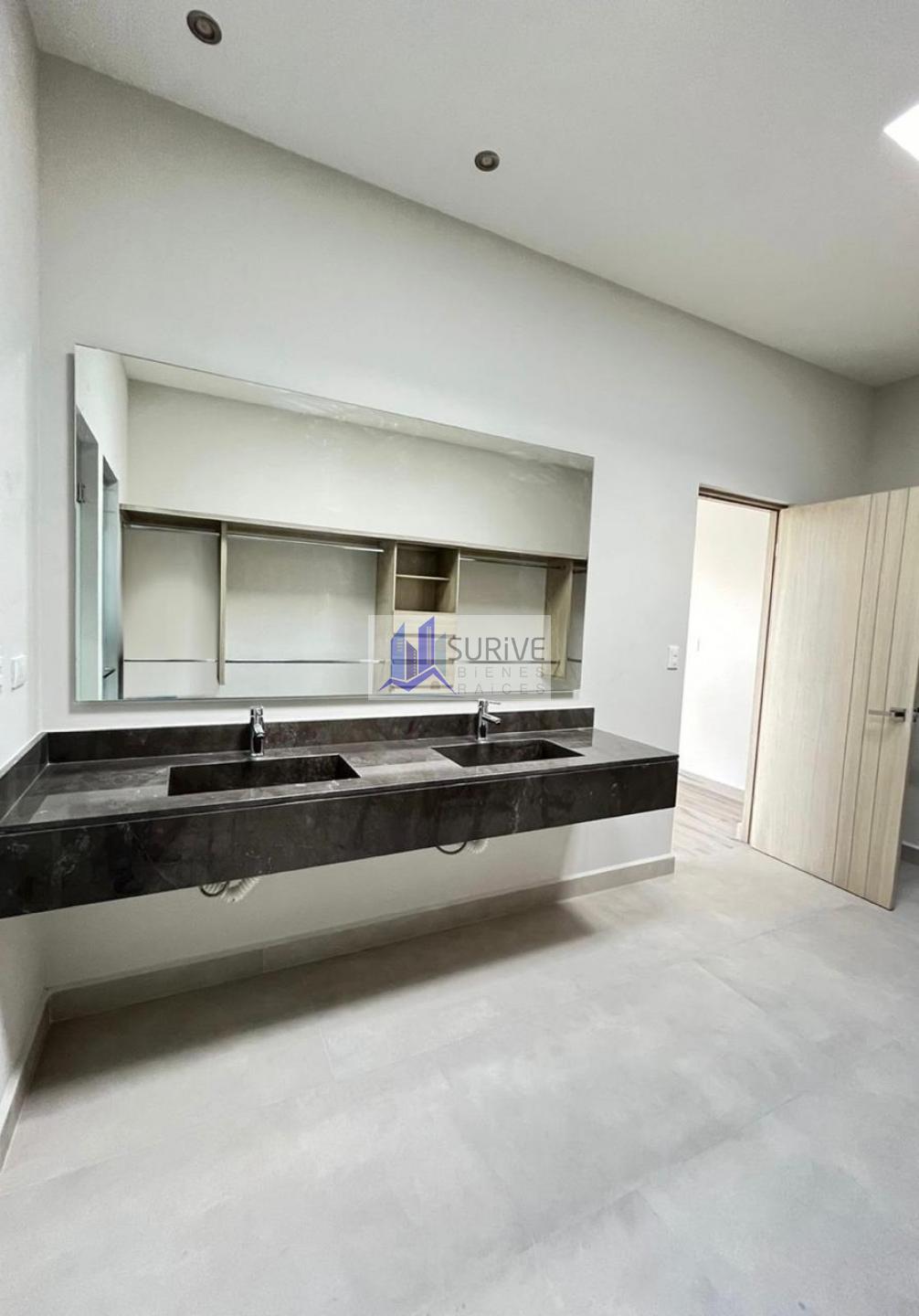 Casa en venta en Altares Residencial (Campanario)