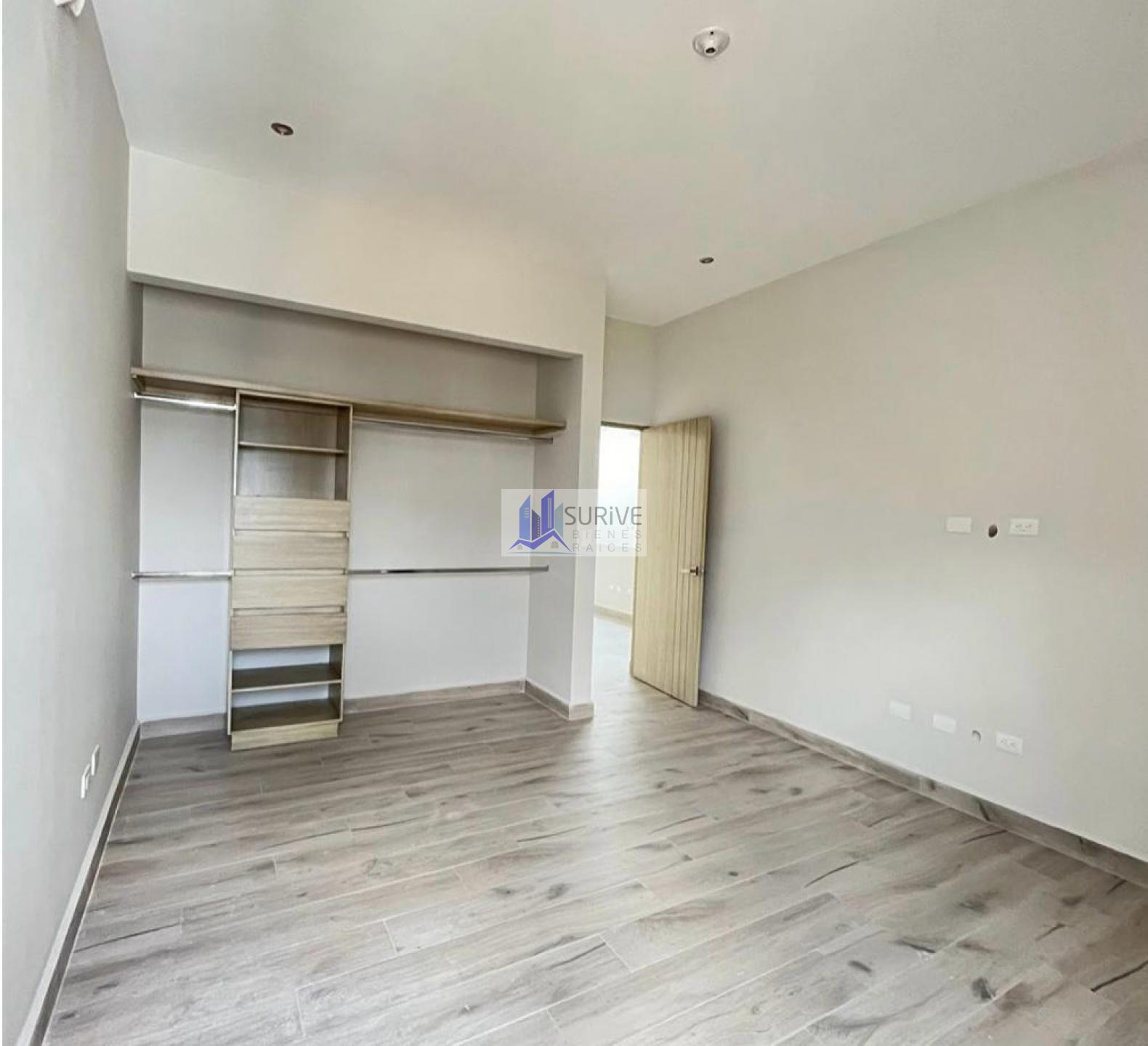Casa en venta en Altares Residencial (Campanario)