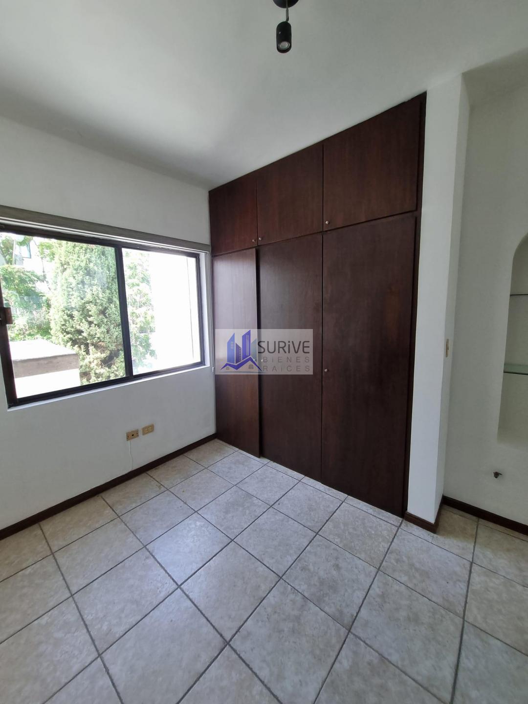 CASA EN VENTA ZONA SUR, JARDINES DEL PASEO