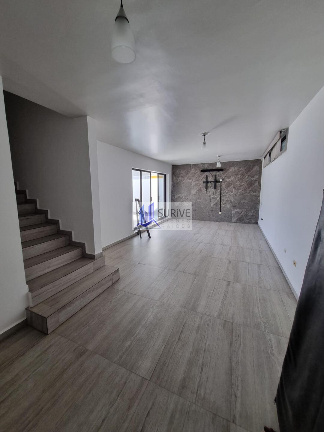 CASA EN VENTA ZONA SUR, JARDINES DEL PASEO