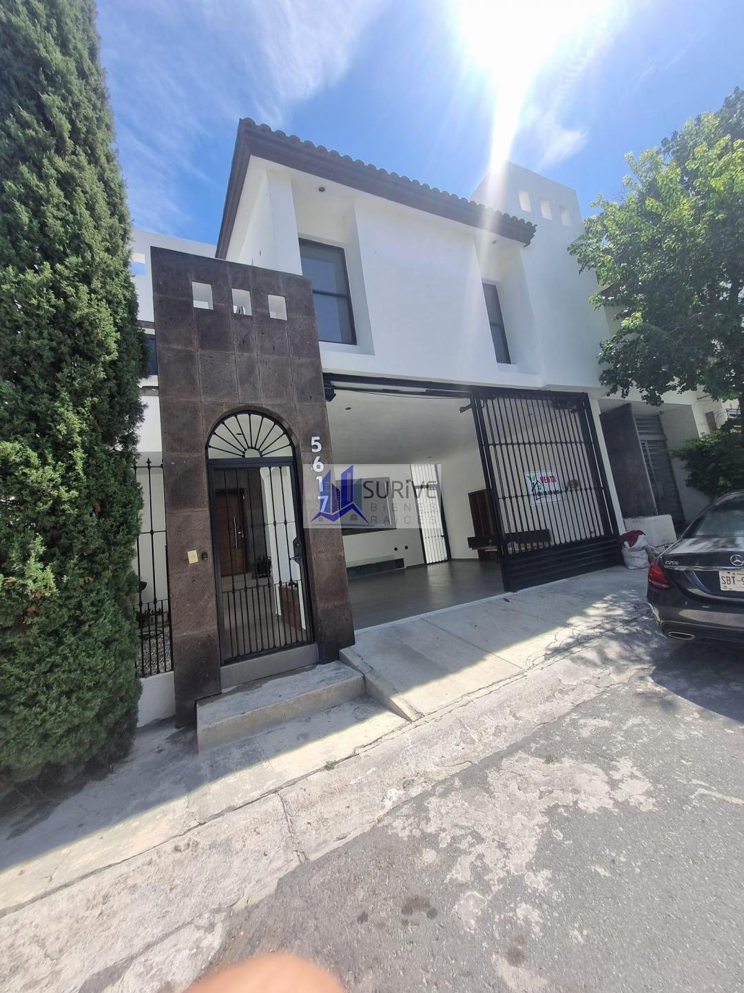 CASA EN VENTA ZONA SUR, JARDINES DEL PASEO