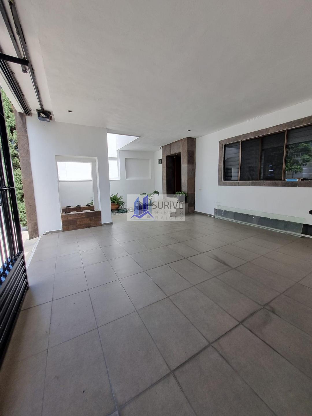 CASA EN VENTA ZONA SUR, JARDINES DEL PASEO