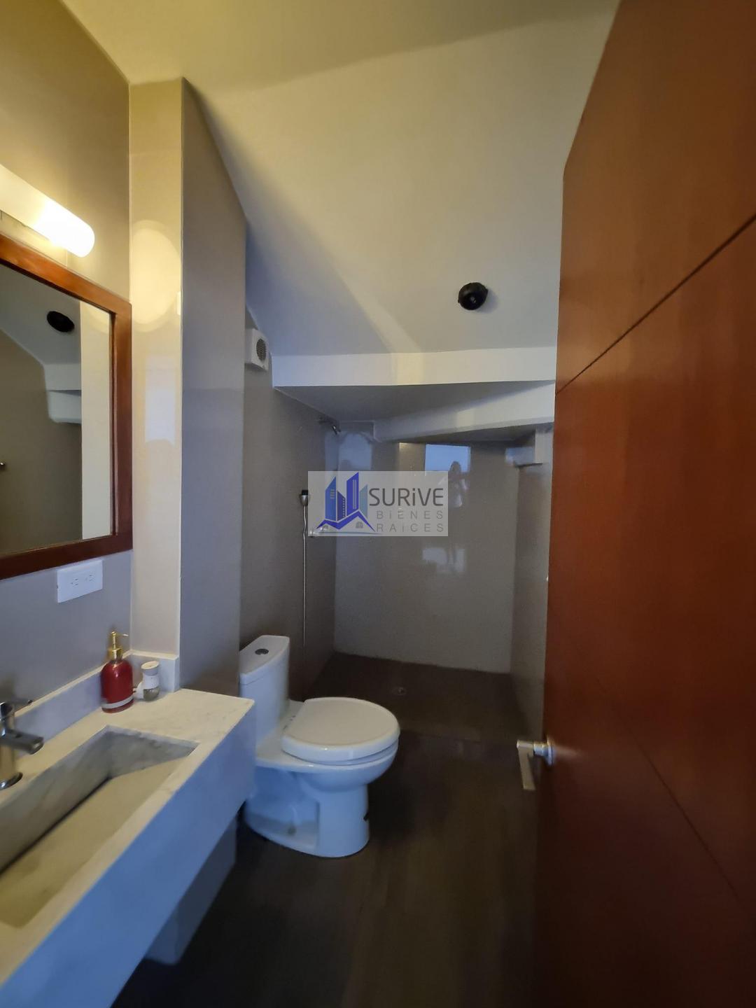 CASA EN VENTA ZONA SUR, JARDINES DEL PASEO