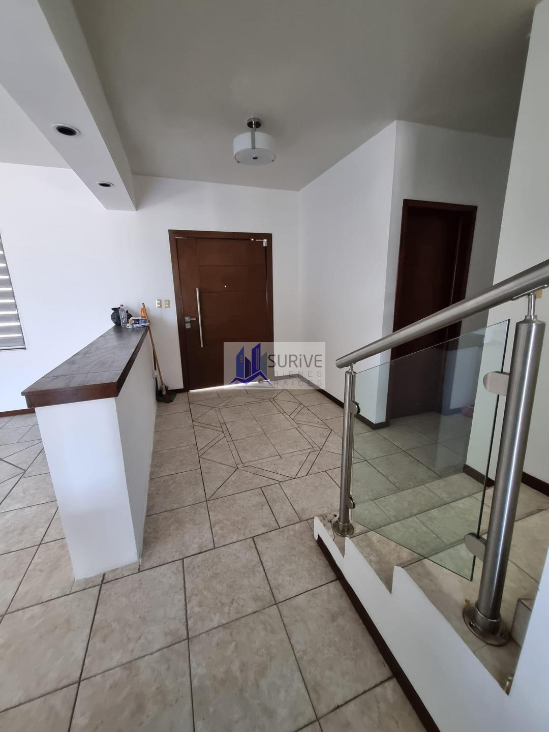CASA EN VENTA ZONA SUR, JARDINES DEL PASEO