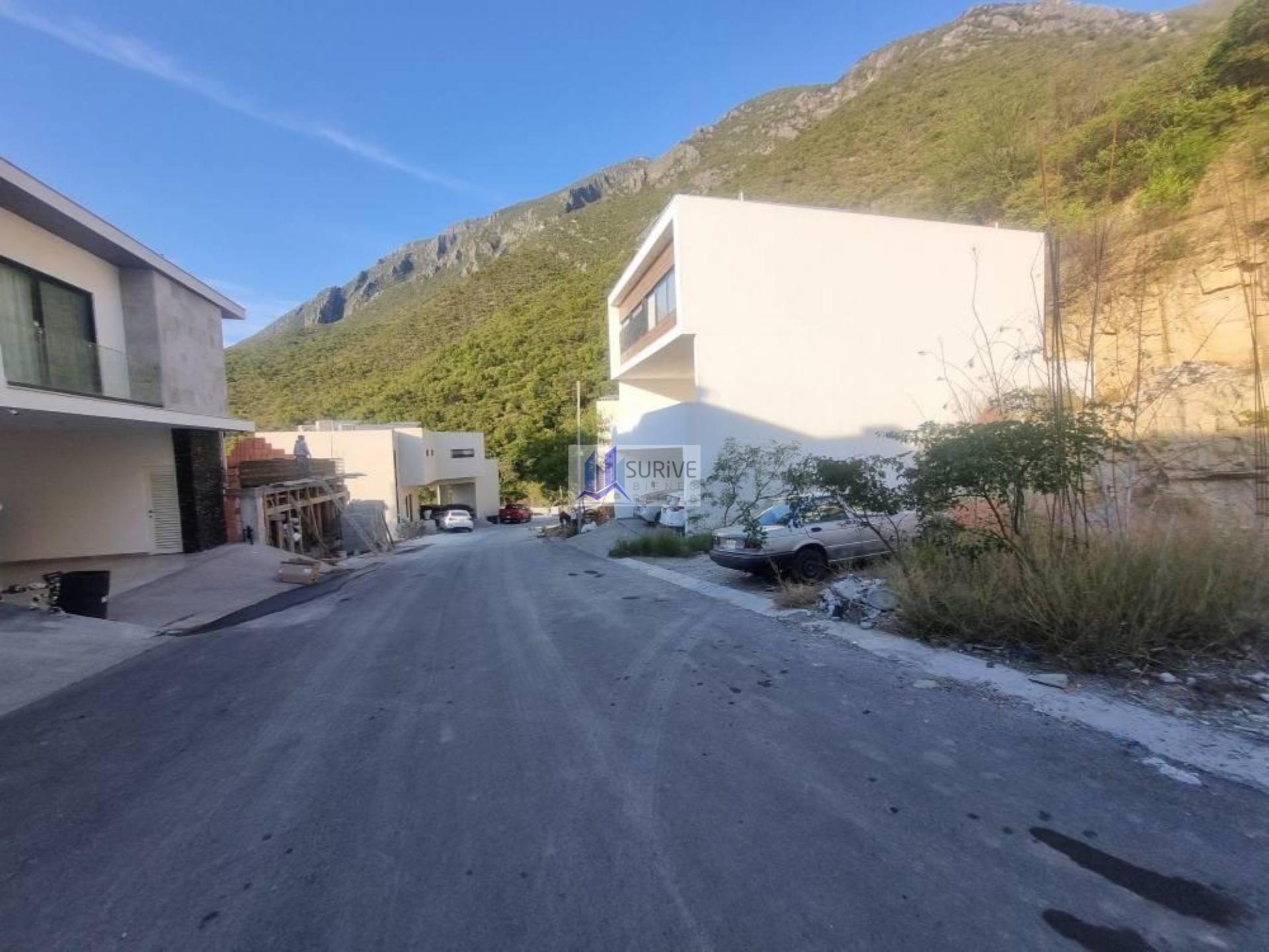 TERRENO EN VENTA LOMAS DEL VERGEL
