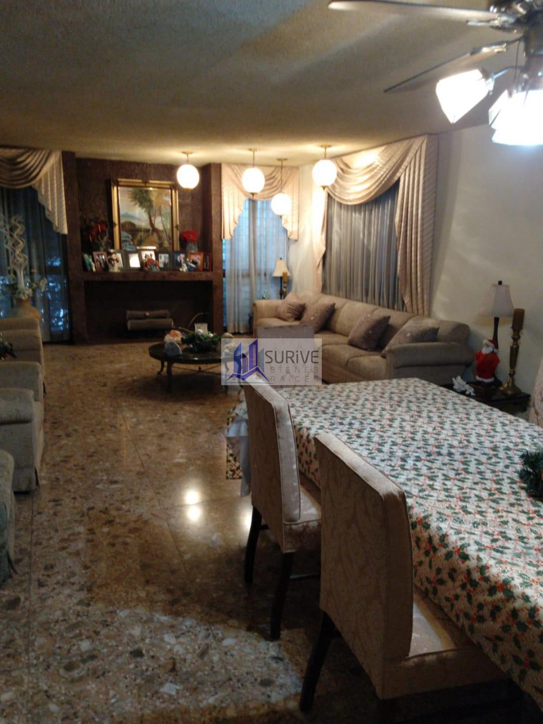 Casa en Venta en Fraccionamiento Gonzalitos.