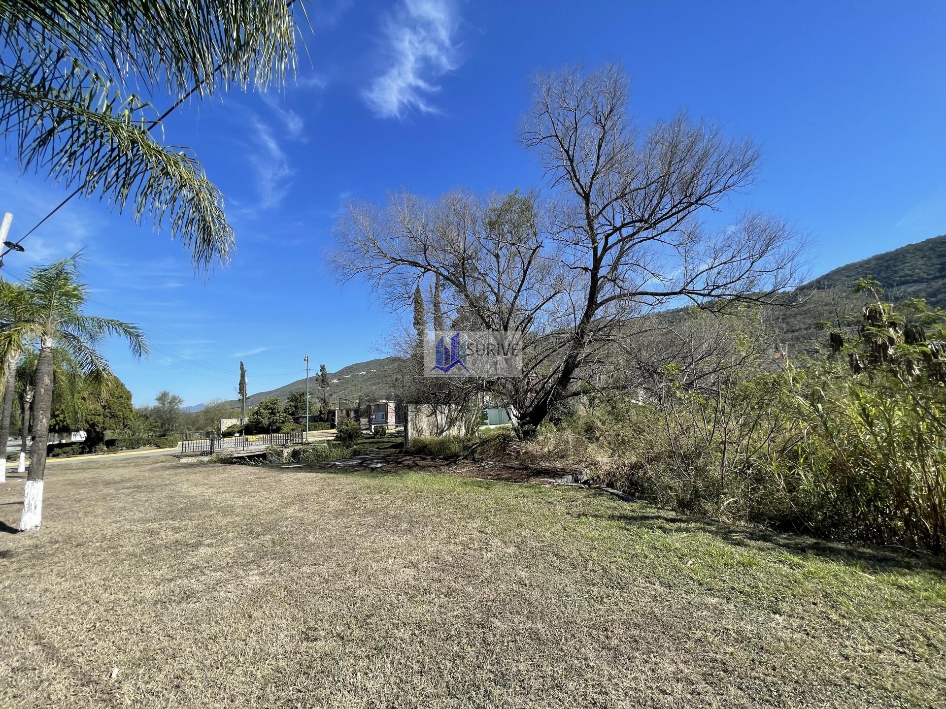 Terreno en venta Santiago Bosques de las Lomas