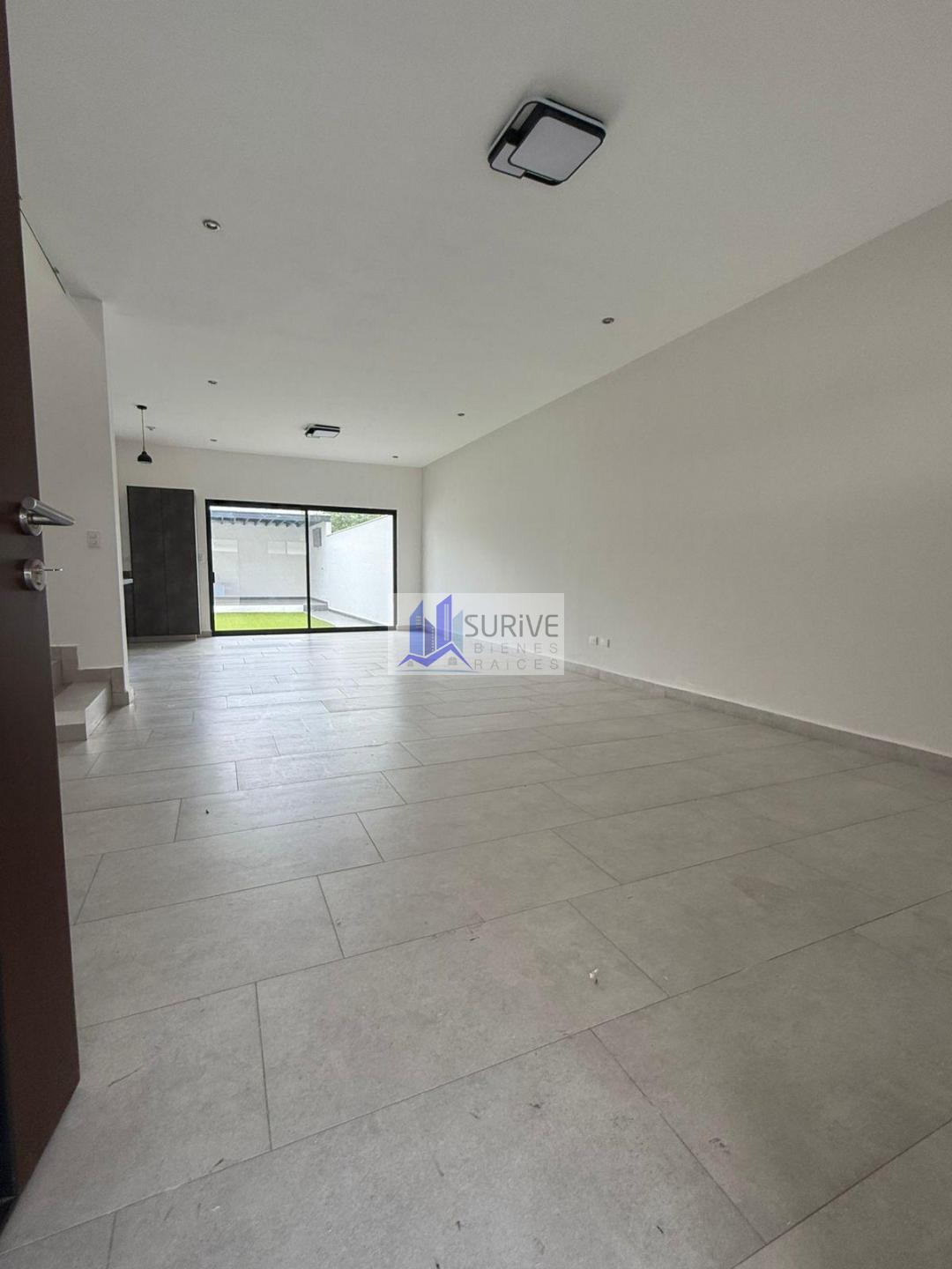 CASA EN VENTA EN ALTARES RESIDENCIAL, SANTIAGO N.L.