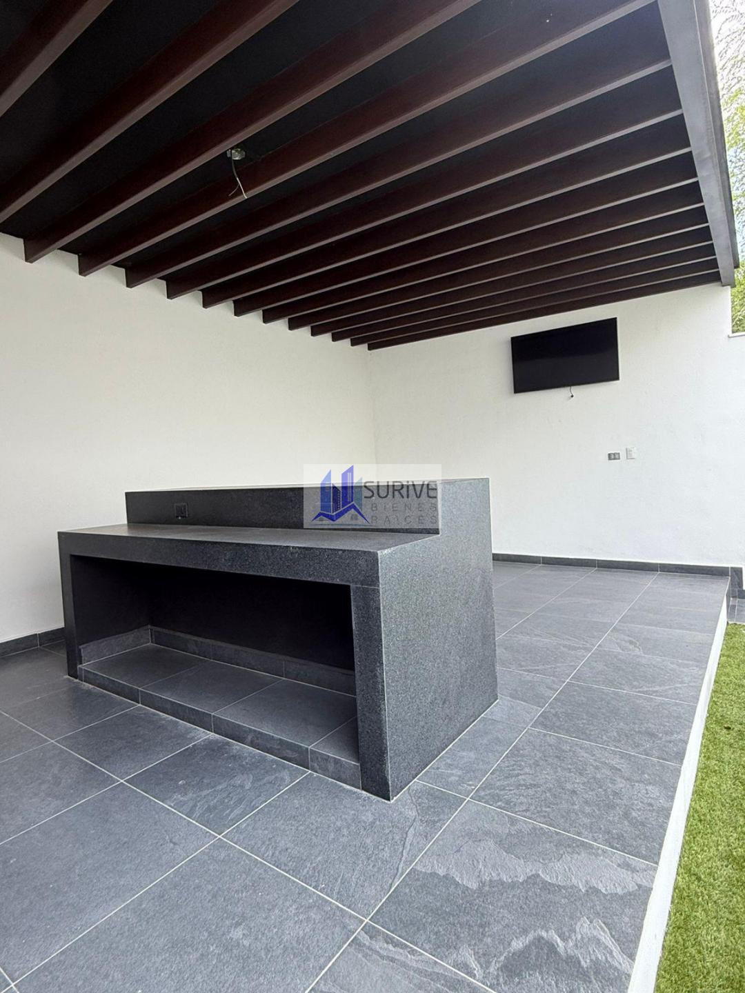 CASA EN VENTA EN ALTARES RESIDENCIAL, SANTIAGO N.L.