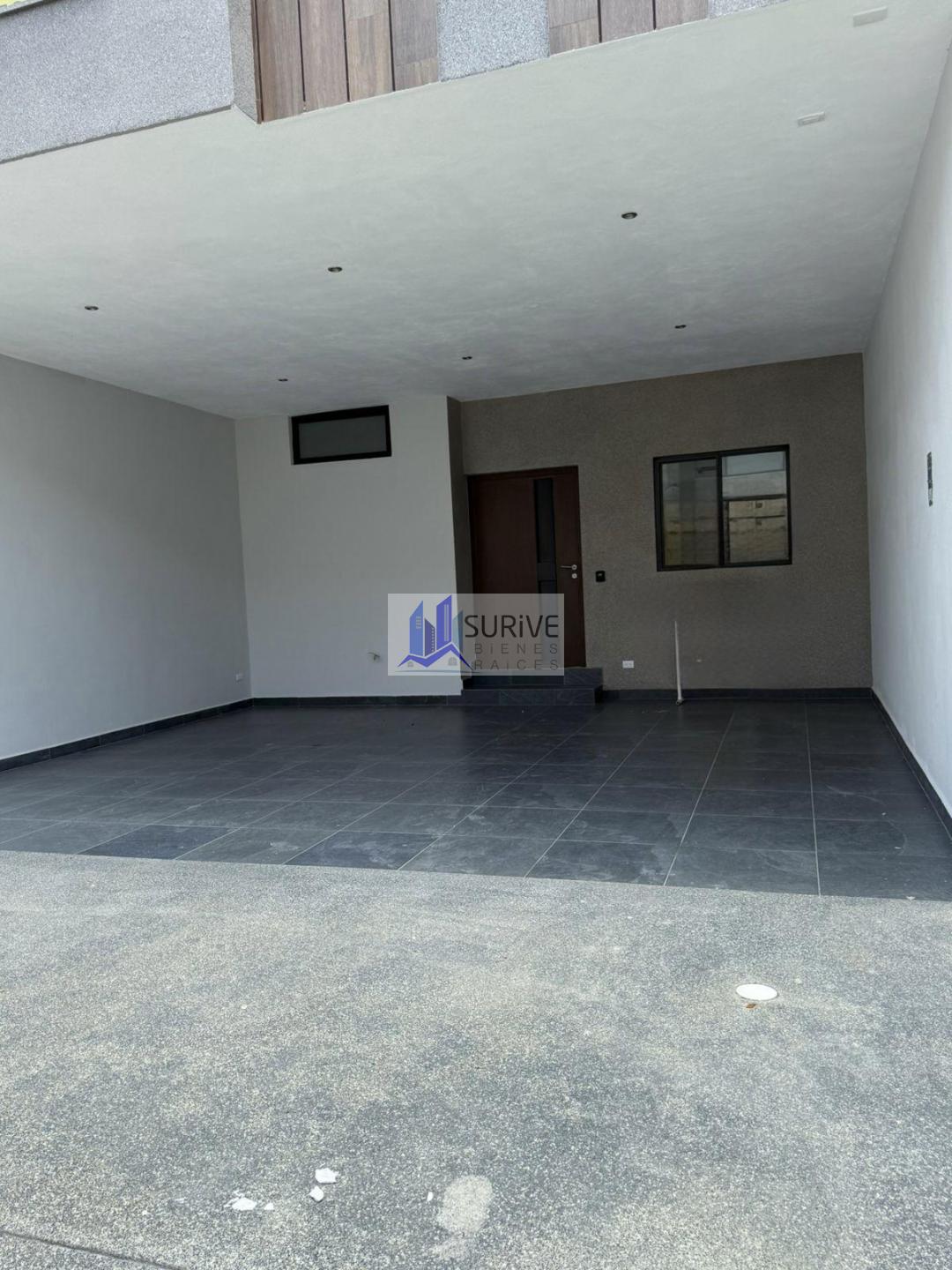 CASA EN VENTA EN ALTARES RESIDENCIAL, SANTIAGO N.L.