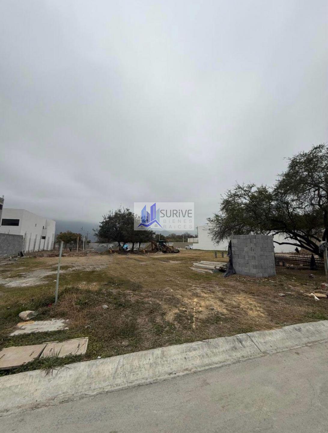 TERRENO EN VENTA EN ALTARES RESIDENCIAL