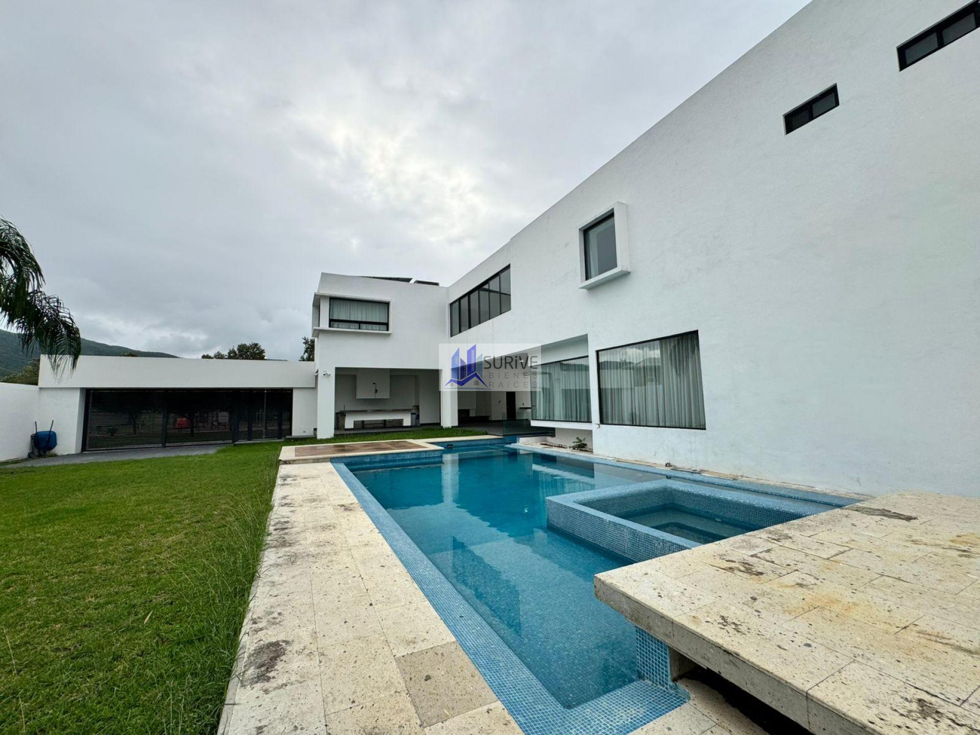 Casa en Venta en Valle del Cristal