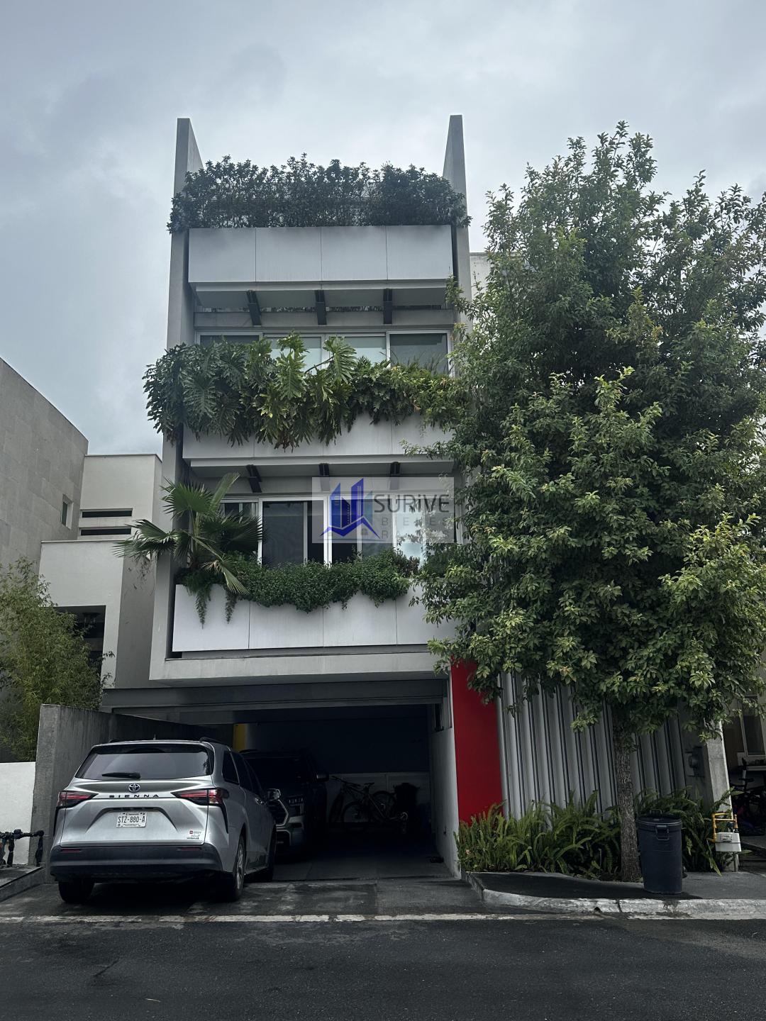 CASA PRIVANZAS, VALLE ORIENTE