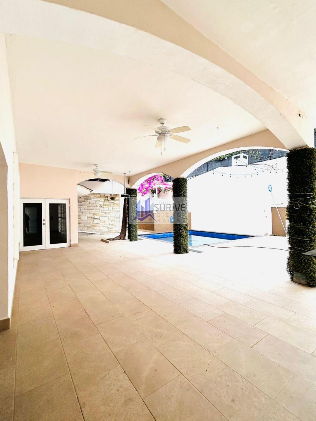 Residencia en Valle de San Ángel, sector Jardines
