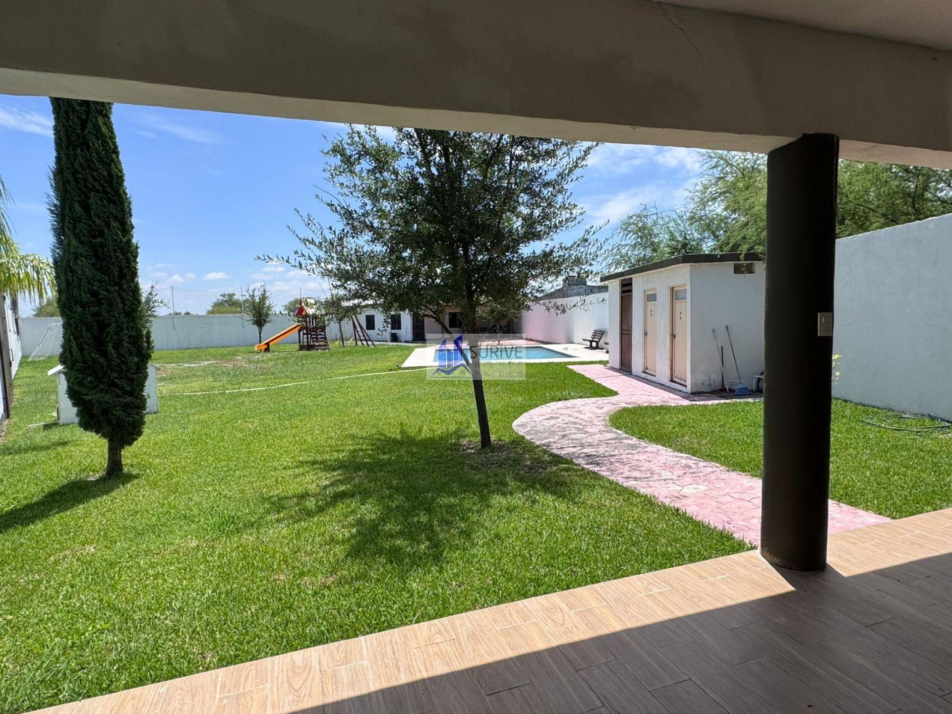 Quinta en Venta en Cadereyta Jiménez, N.L.