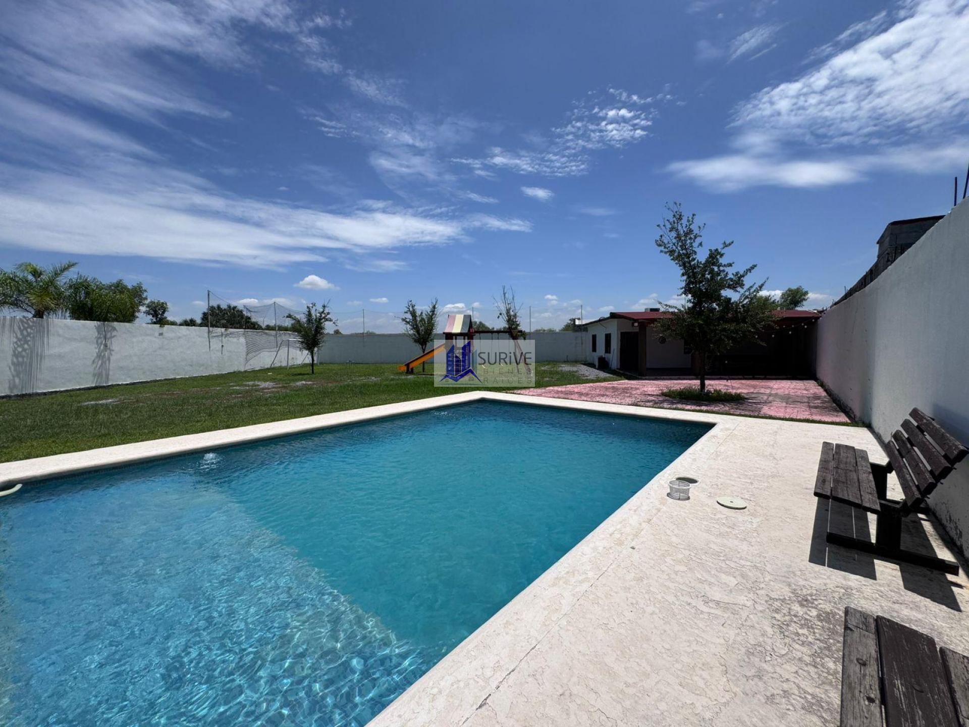 Quinta en Venta en Cadereyta Jiménez, N.L.