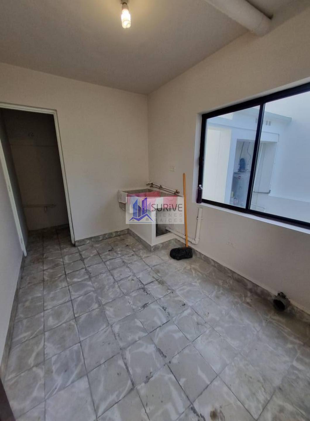 CASA EN VENTA ZONA SUR
