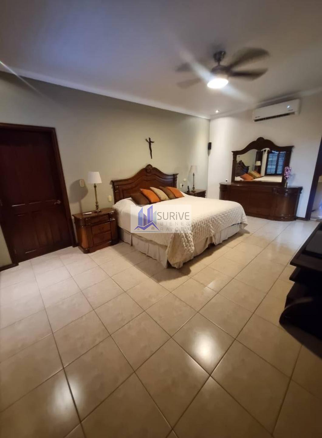 CASA EN RENTA ZONA SUR