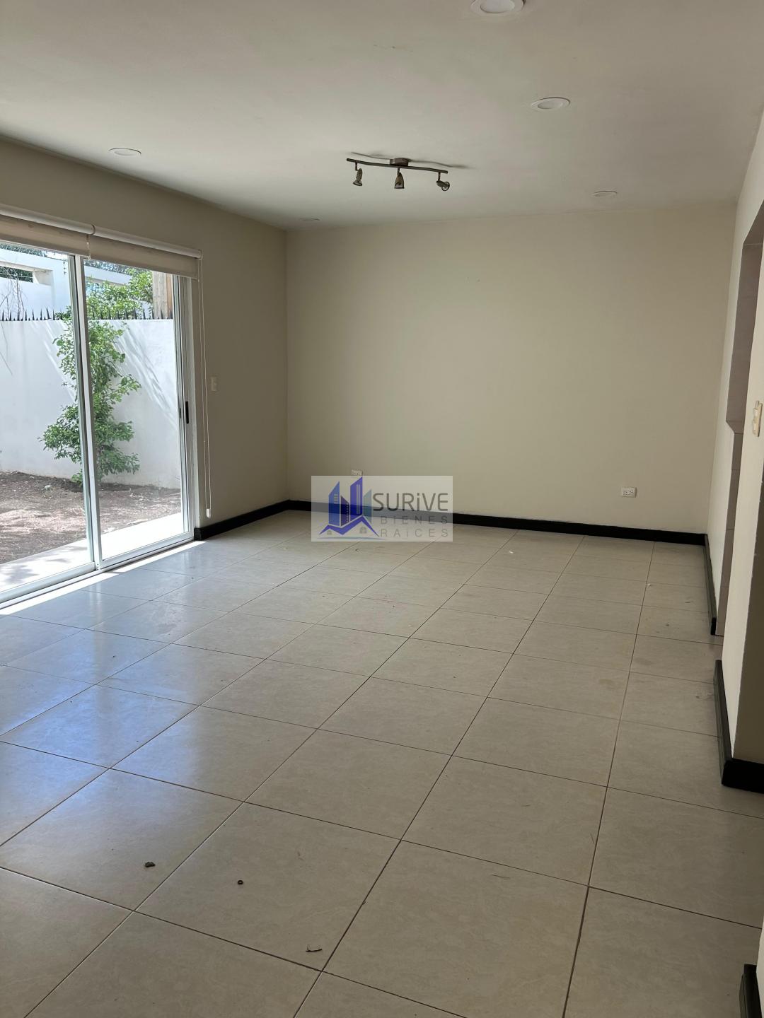 Renta casa zona sur