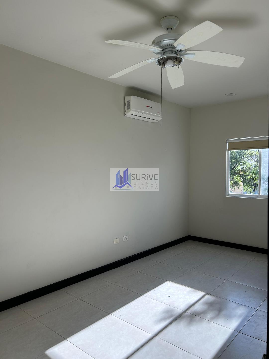 Renta casa zona sur