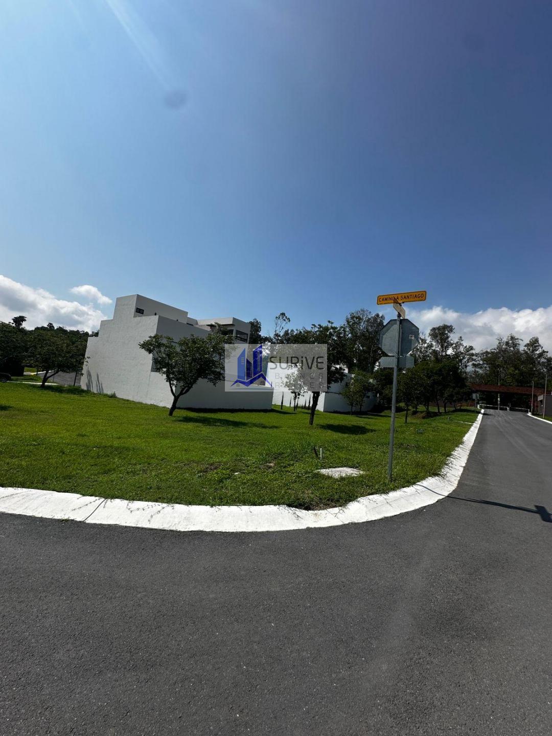 TERRENO COMPOSTELA