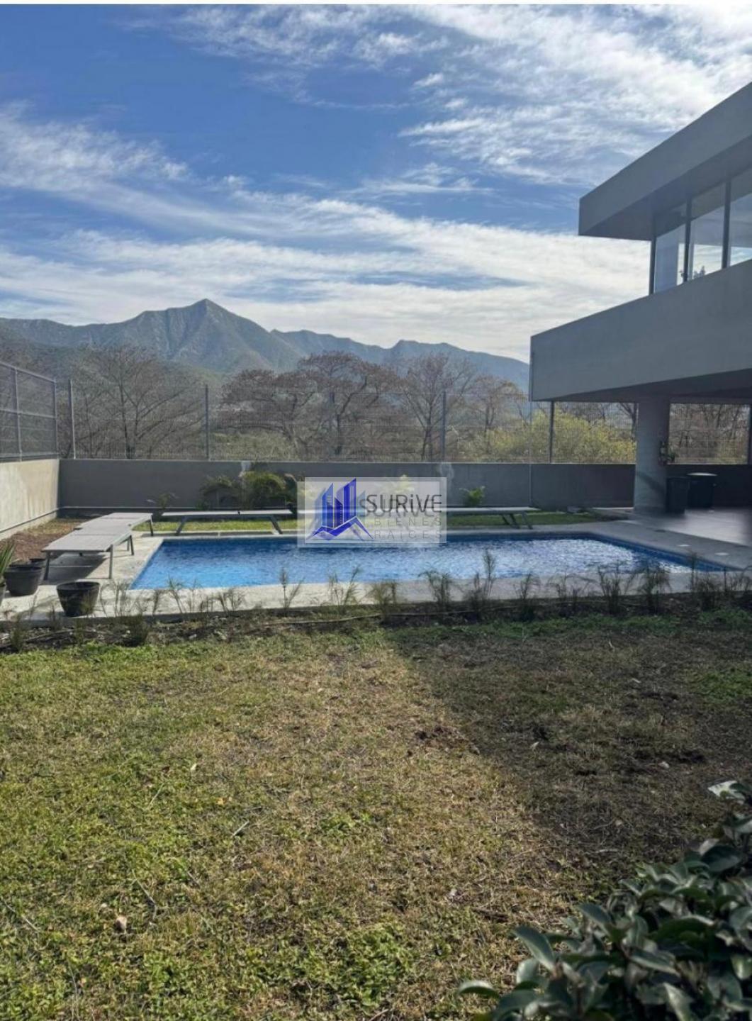 CASA NUEVA EN VENTA EN ALTARES RESIDENCIAL