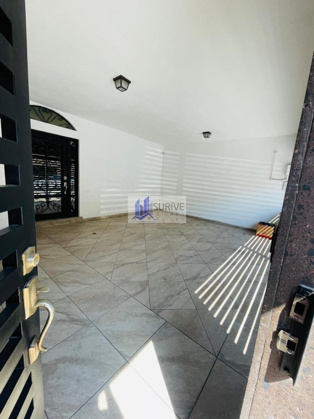 Casa en Renta Residencial La Esoañola