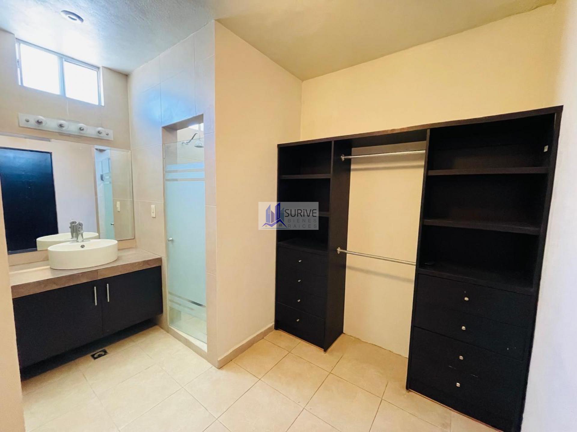 Casa en Renta Residencial La Esoañola
