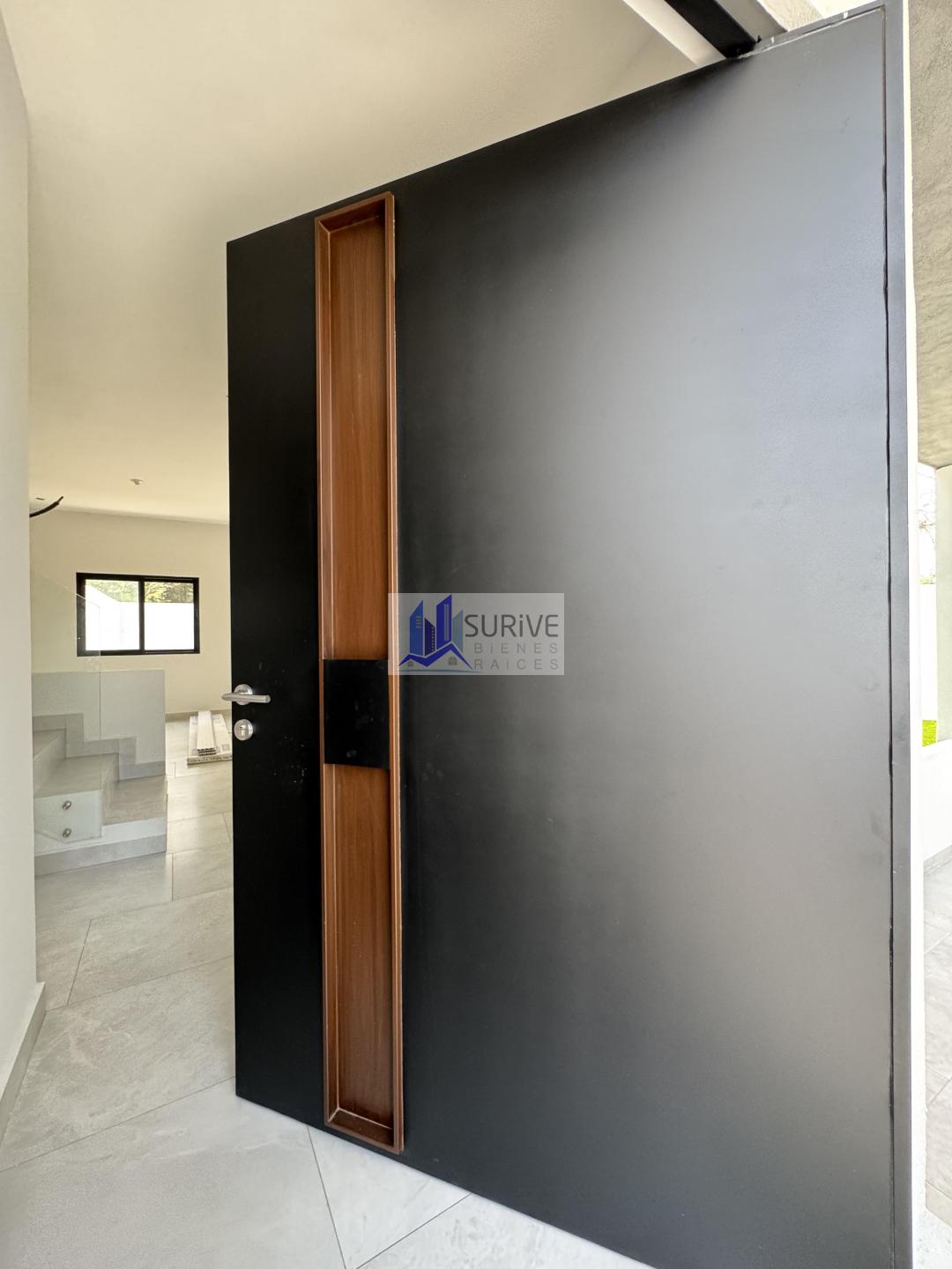 Casa en Venta Amani Terra zona Leona Santiago NL