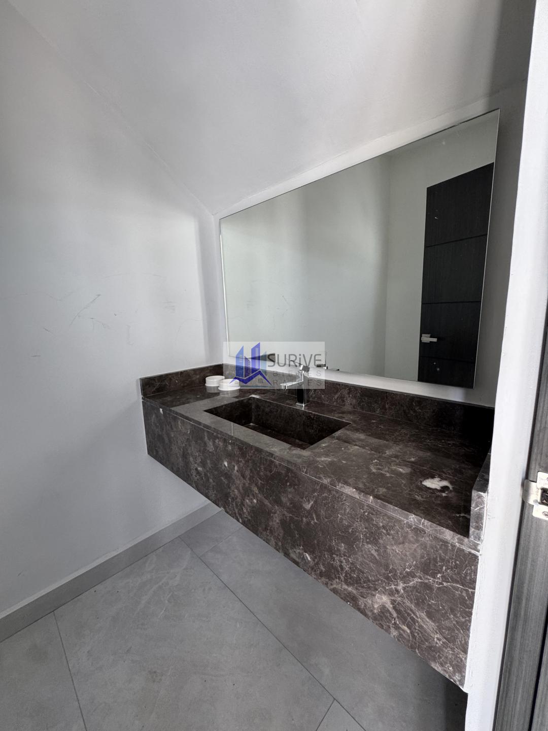 Casa en Venta Amani Terra zona Leona Santiago NL