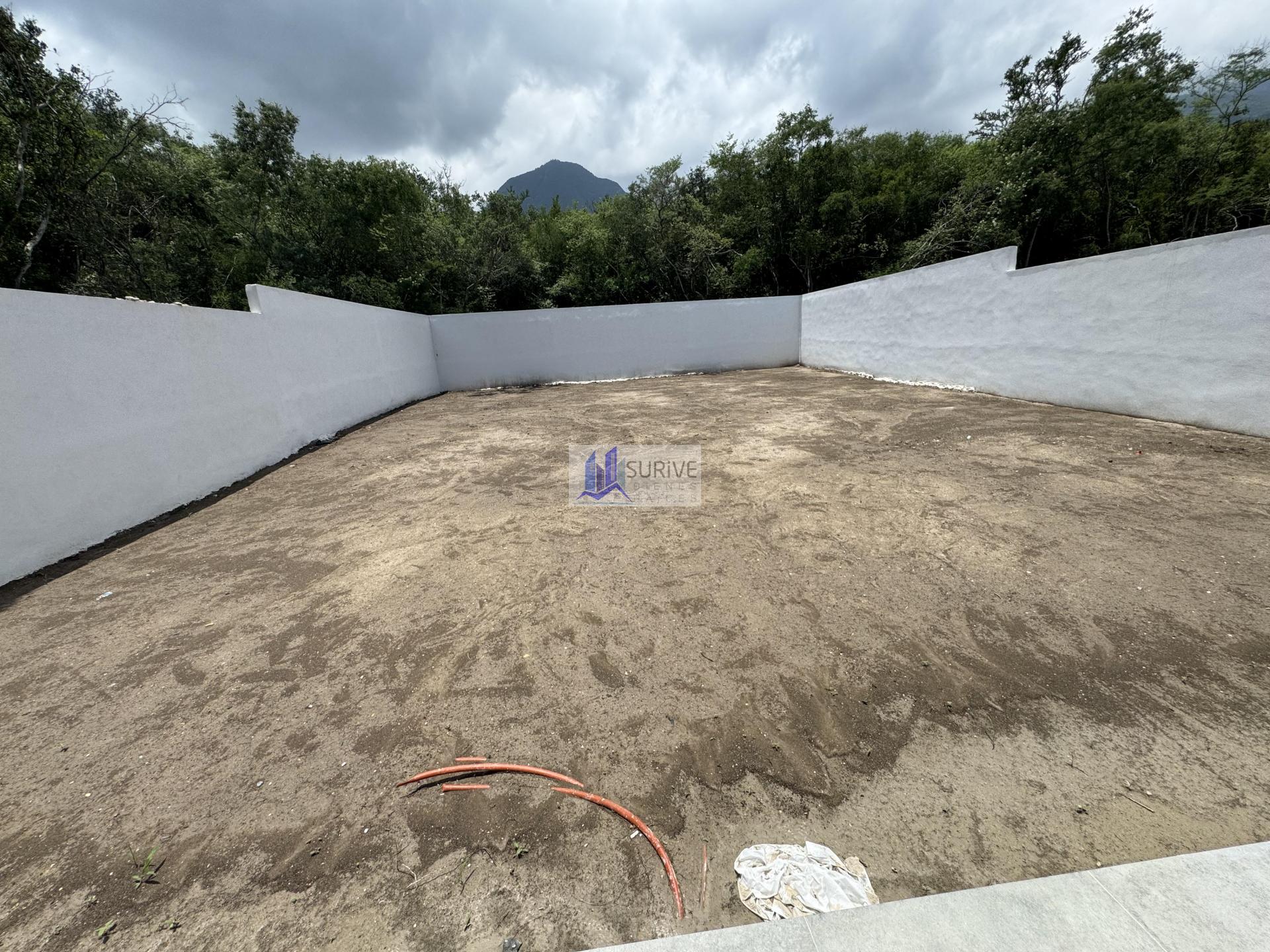 Casa en Venta Amani Terra zona Leona Santiago NL