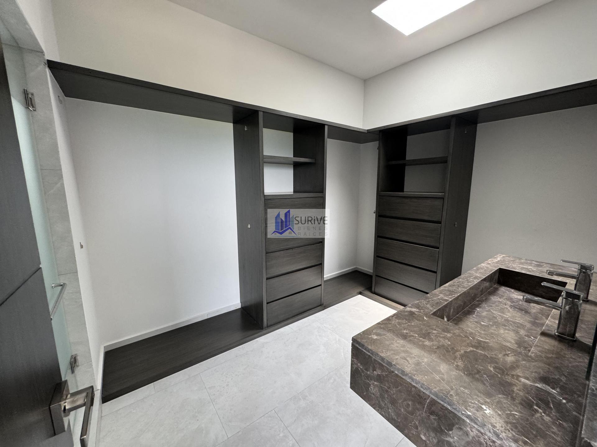 Casa en Venta Amani Terra zona Leona Santiago NL