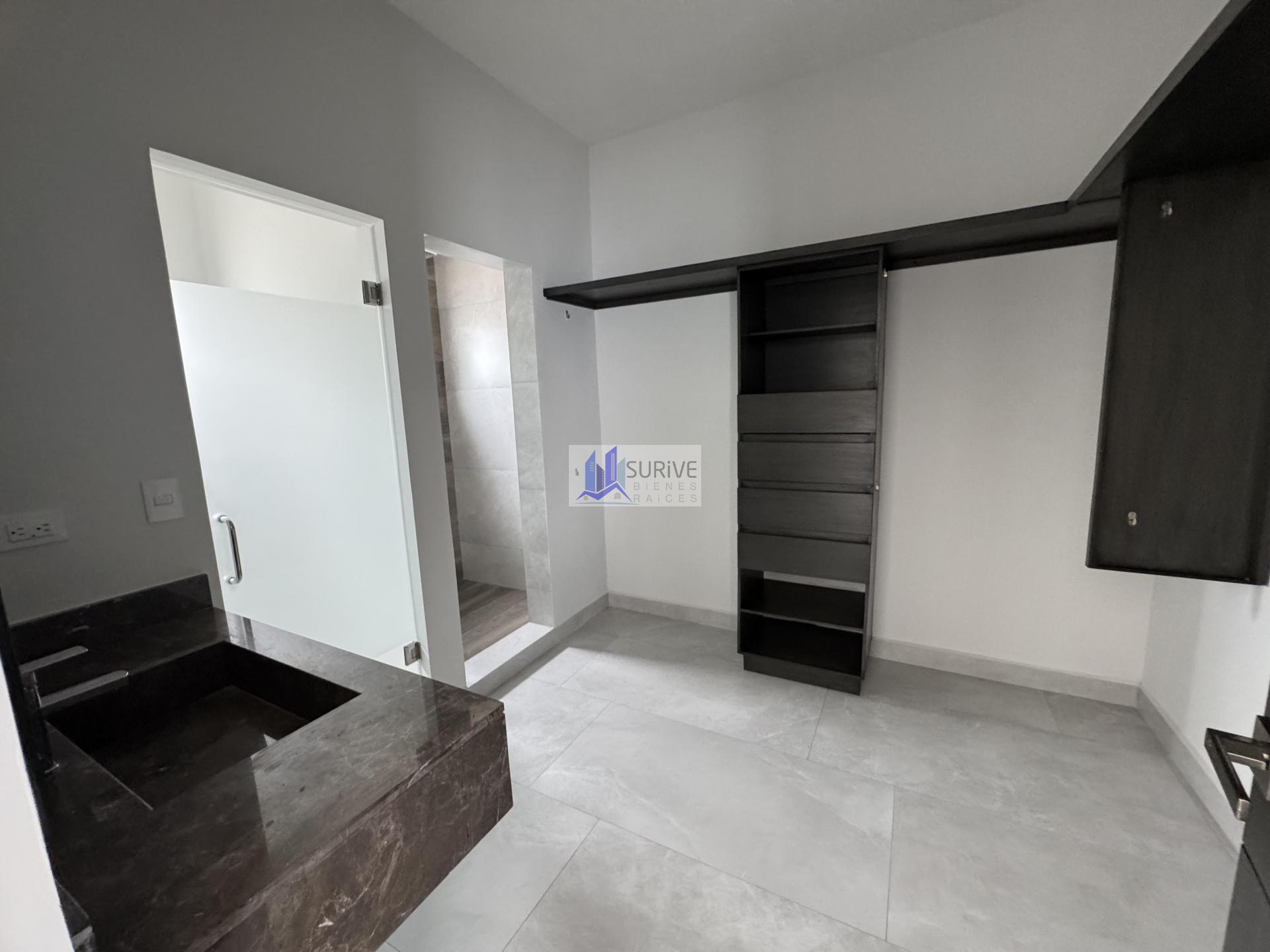 Casa en Venta Amani Terra zona Leona Santiago NL