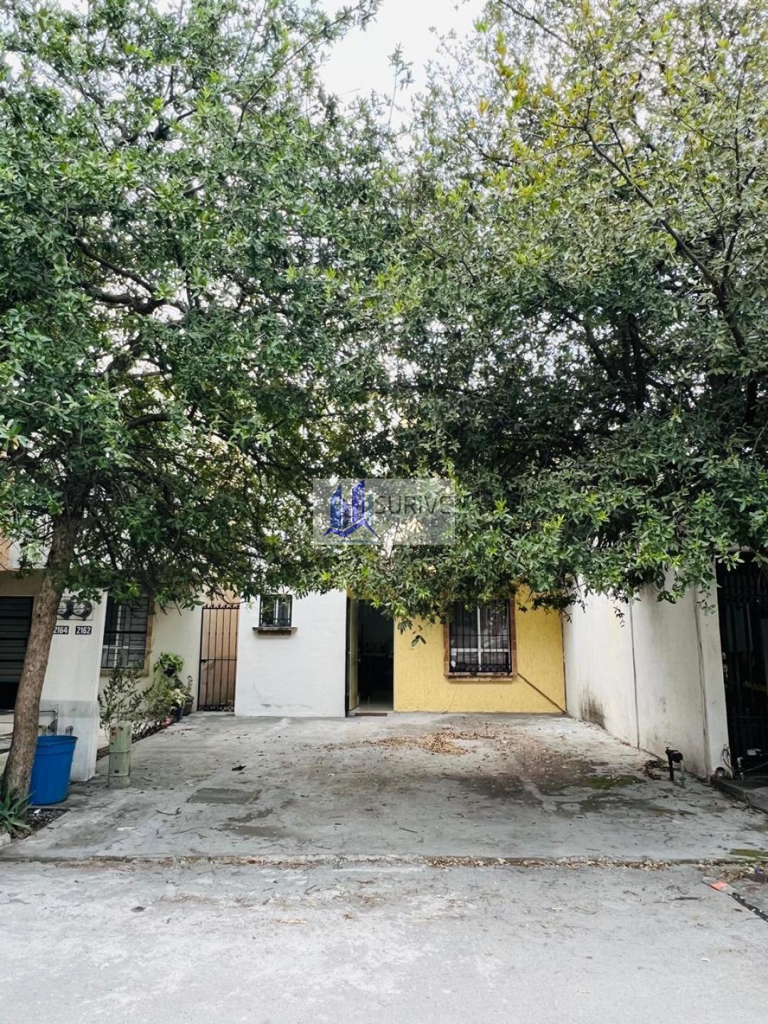 Venta casa en Privada San Carlos