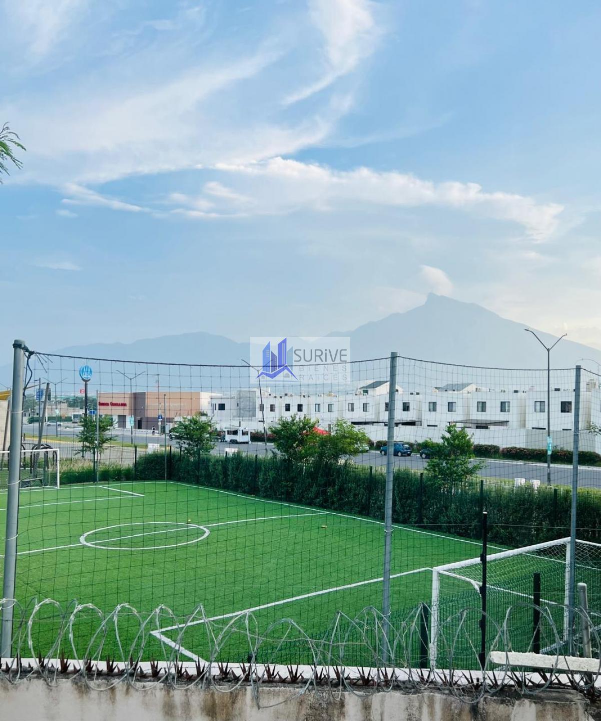 Venta casa en Privada San Carlos