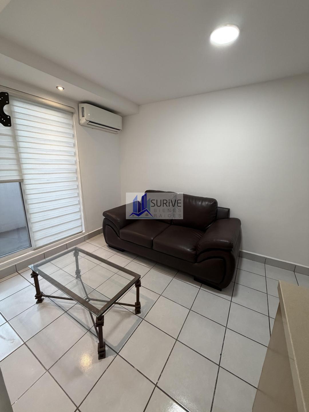 Renta de Departamento en Torre Titán