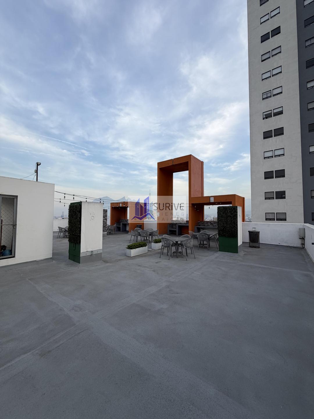 Renta de Departamento en Torre Titán